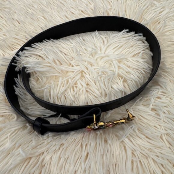 Gucci blk belt - Picture 4 of 5